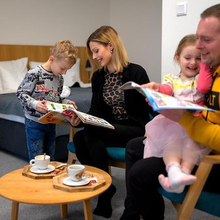 Hotel Smetanova Vsetín Kültér fotó